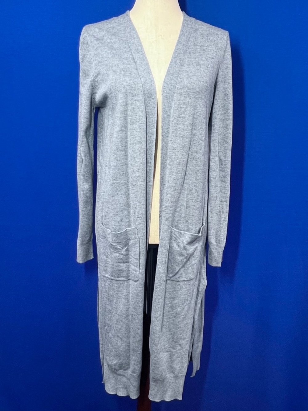 |•MATTY M•| Blue Grey Long Cardigan Size Small
